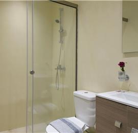 3 bedroom villa with pool and sea views in Barbati, Corfu, sleeps 8